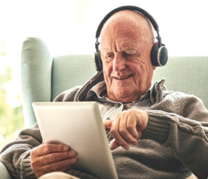 Stuck At Home?  Newly Launched Hub ELearning  For Seniors Facilitates Learning